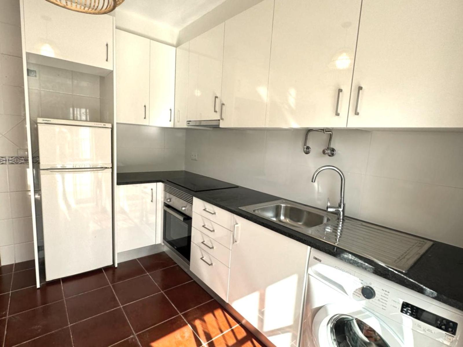 Falesia Just 800 M Apartment *